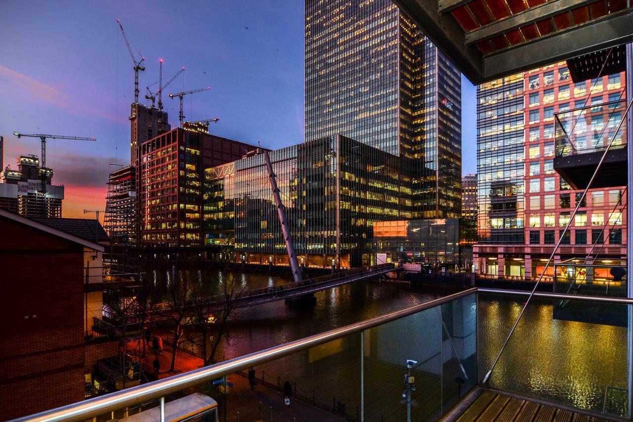 Canary Wharf - Corporate River View Apartments Лондон Экстерьер фото