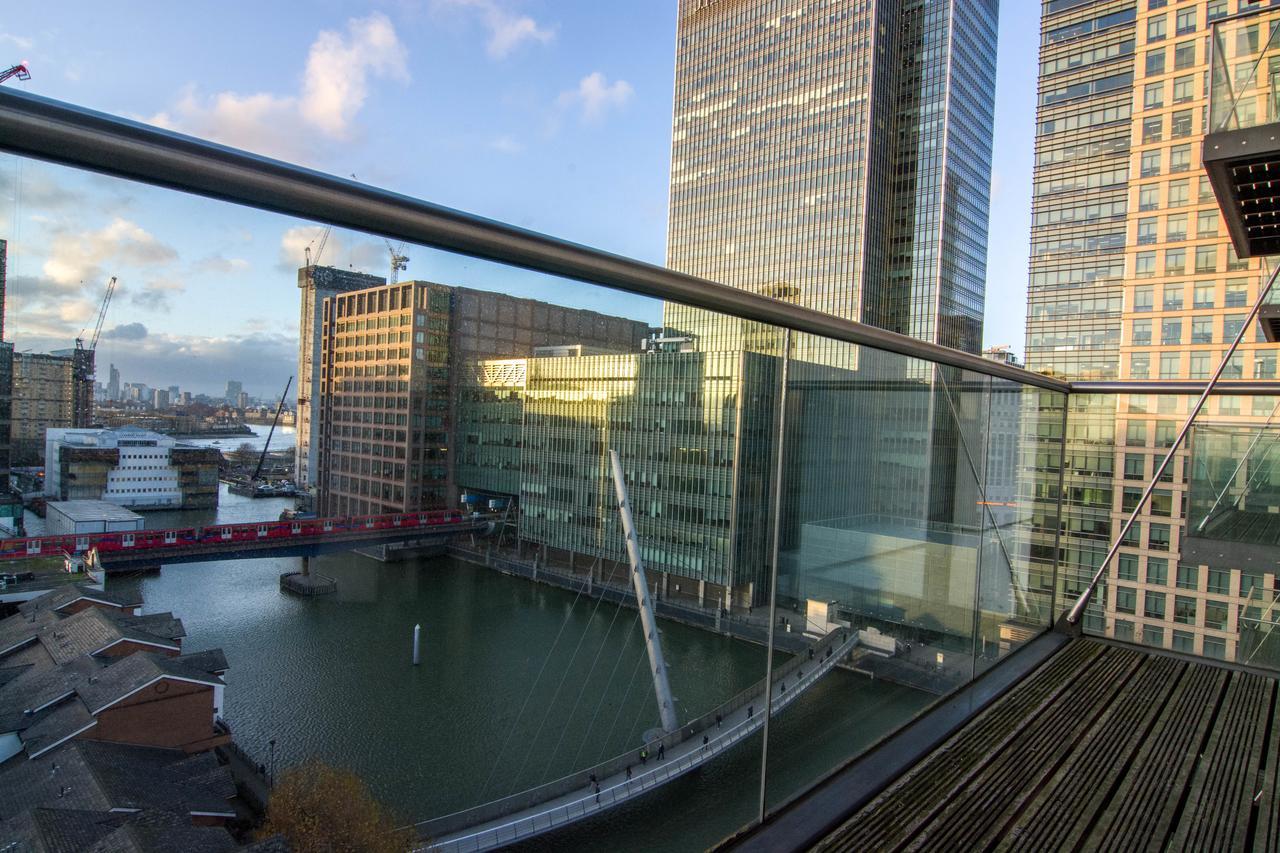 Canary Wharf - Corporate River View Apartments Лондон Экстерьер фото