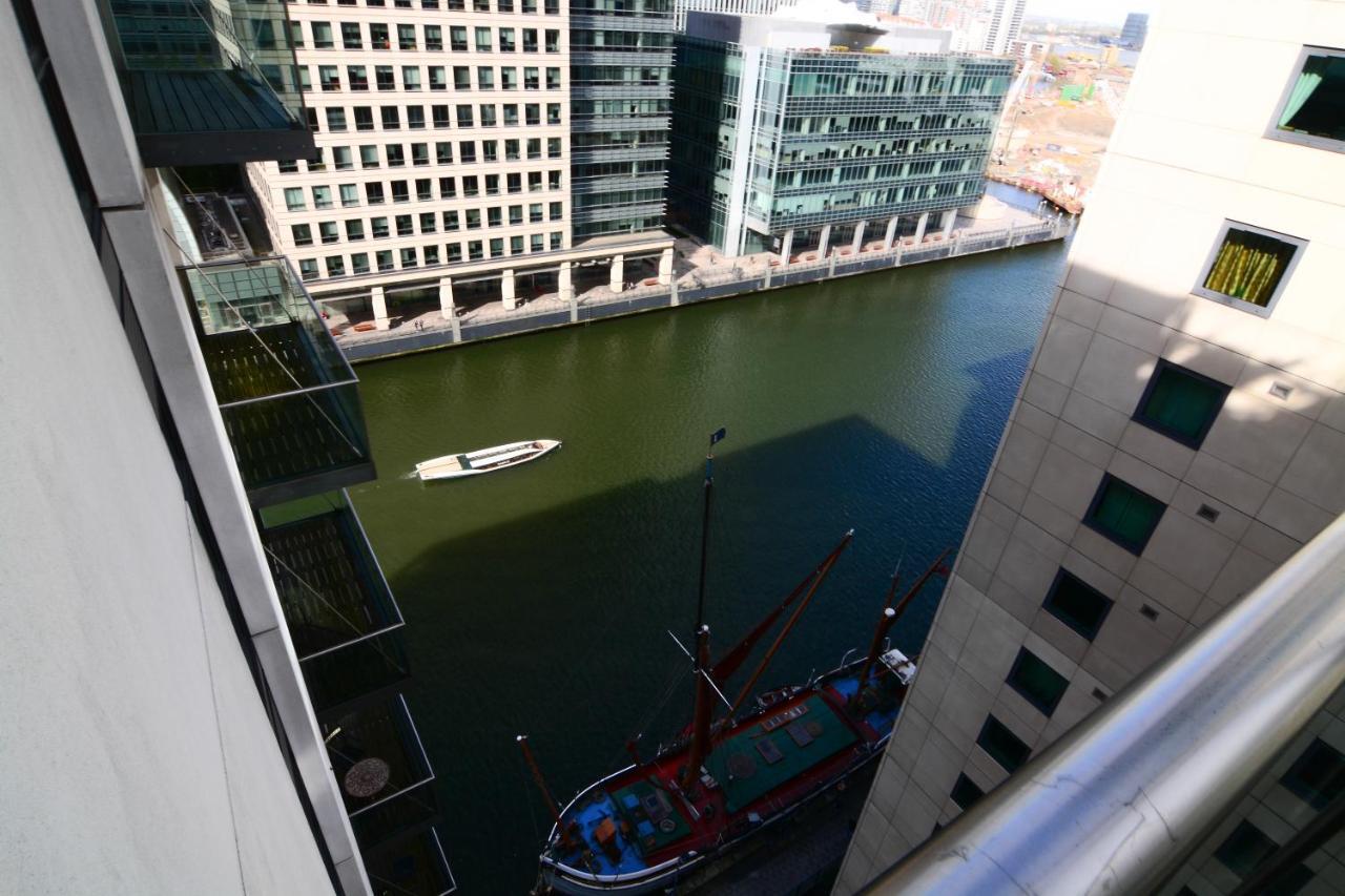 Canary Wharf - Corporate River View Apartments Лондон Экстерьер фото
